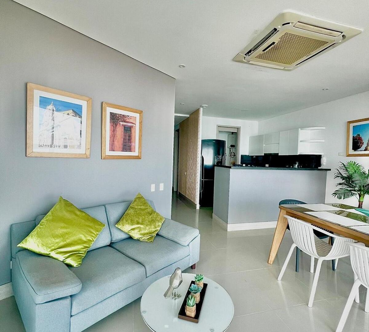 Apartamento De Tres Frente Al Mar Cartagena