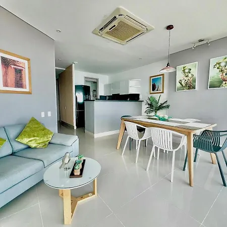 Apartamento De Tres Frente Al Mar