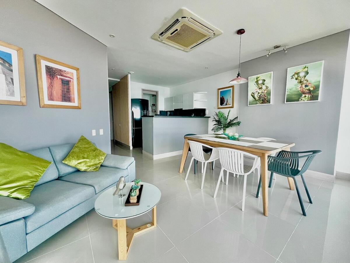 Apartamento De Tres Frente Al Mar