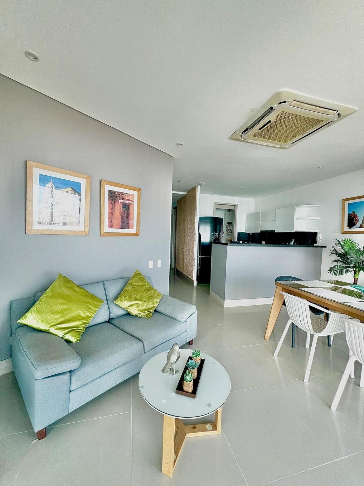 Apartamento De Tres Frente Al Mar Cartagena